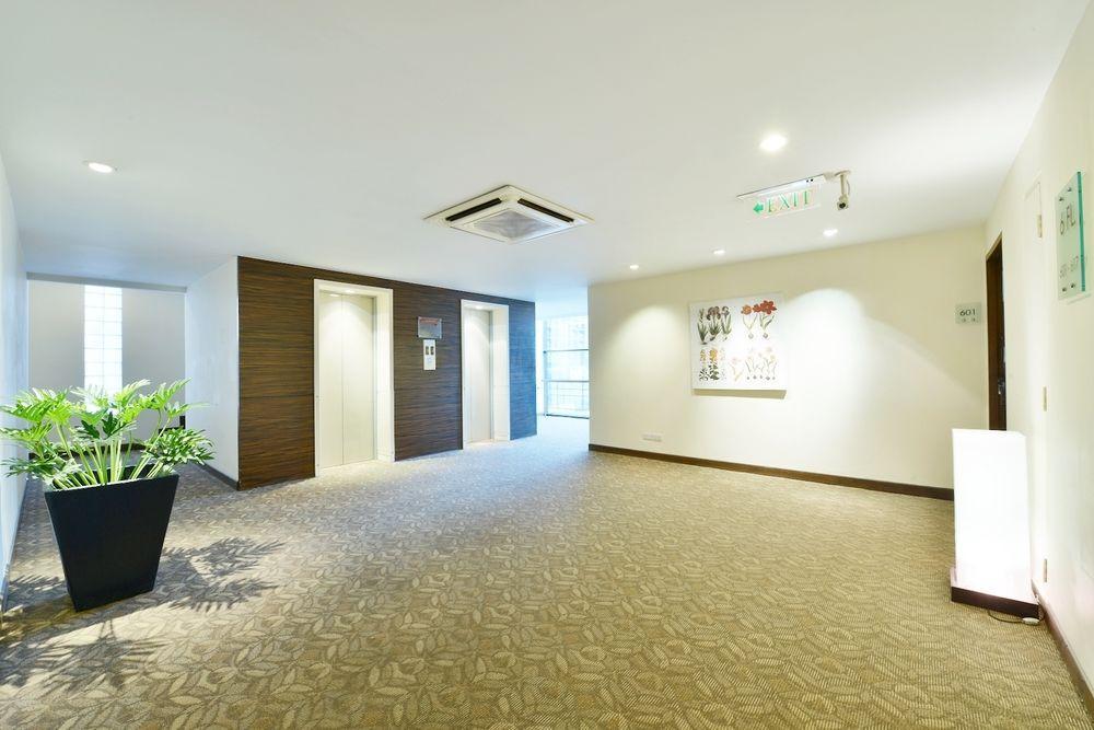 St. James Hotel Бангкок Экстерьер фото