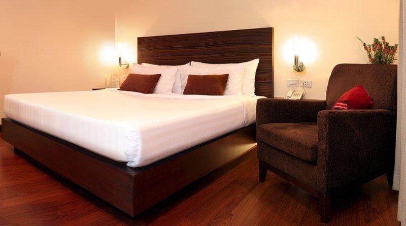 St. James Hotel Бангкок Номер фото