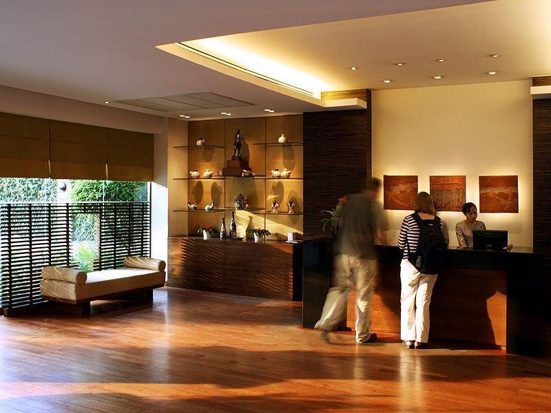 St. James Hotel Бангкок Экстерьер фото