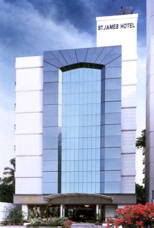 St. James Hotel Бангкок Экстерьер фото